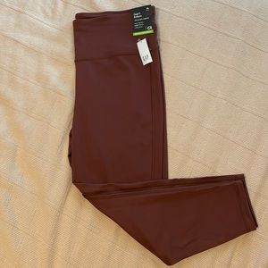 GapFit Eclipse 7/8 Legging